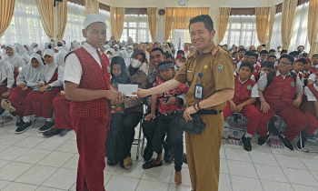 117 Pelajar MIN Palangka Raya Ujian Praktek Pengamalan Ibadah