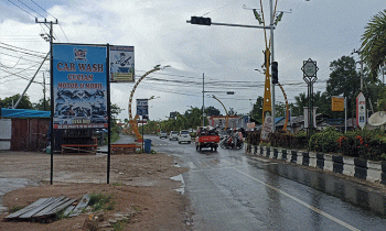 Kondisi lampu merah simpang Wengga yang nonaktif, Rabu, 10 Mei 2023.