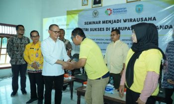 Mukhtarudin dalam acara Seminar Wirausaha Industri Sukses di Kabupaten Lamandau Kalimantan Tengah, Sabtu 27 Mei 2023.