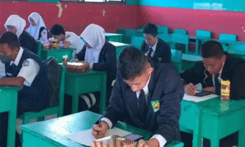 Pelaksanaan hari pertama OSN SMP Tingkat Kabupaten Kotim di SMPN 9 Sampit, Selasa, 16 Mei 2023.