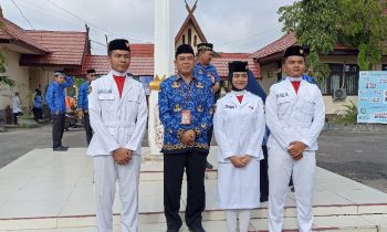 Kadisdik Kotim, Muhammad Irfansyah dua dari kiri.