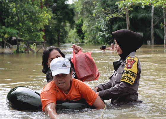 Polwan Polres Barito Timur Brigpol Fitriani Maisyarah masuk nominasi tiga besar pada ajang Hoegeng Award.