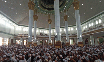 Ribuan jemaah menghadiri tabligh akbar Ustaz Abdul Somad di Masjid Al Hadi Sampit kawasan Islamic Center Kabupaten Kotawaringin Timur, Senin pagi ini, 22 Mei 2023.