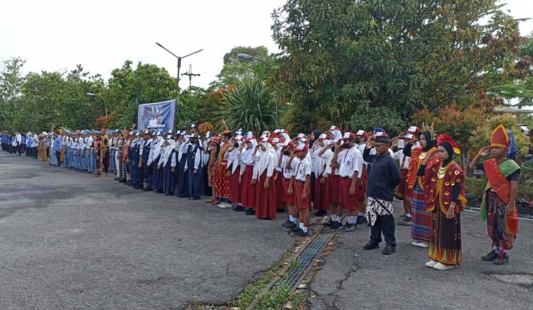 Seluruh Sekolah di Kotim Gelar Apel Peringatan Hardiknas secara Serentak