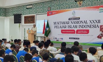 Wakil Ketua MPR Ahmad Muzani menghadiri Muktamar Nasional Pelajar Islam Indonesia (PII) ke XXXII di Kota Balikpapan, Jumat, 5 Mei 2023.