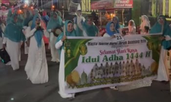 Kegiatan pawai obor dalam rangka menyambut Hari Raya Iduladha 1444 H di Kecamatan Baamang, Rabu, 28 Juni 2023.