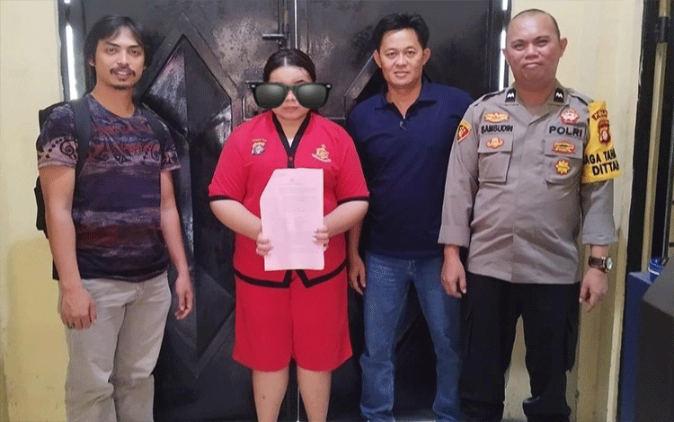 Pekerjakan PSK Anak Bawah Umur dan Istri Seorang Polisi, Mucikari Asal Sampit Ditangkap