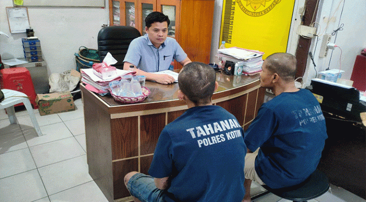 Para pelaku curanmor diperiksa di Satreskrim Polres Kotim, Minggu, 4 Juni 2023.