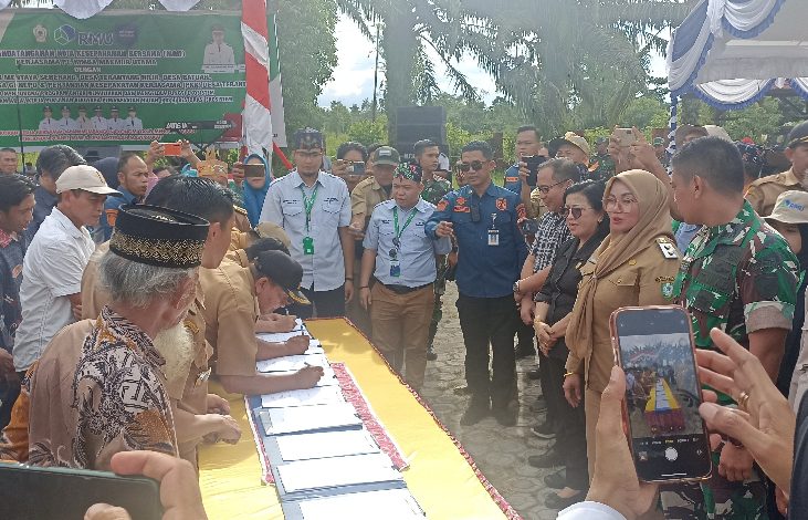 PT RMU Tandatangani MoU dengan Pemerintah Desa Se-Kecamatan Seranau
