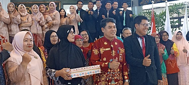Disdik Kotim Apresiasi Perpisahan Siswa Lulusan SMPN 4 Sampit
