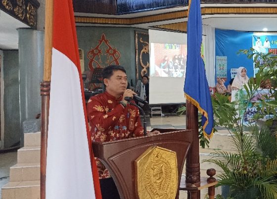Plt Kadisdik Kotim, Muhammad Irfansyah memberikan sambutan, Jumat, 9 Juni 2023.