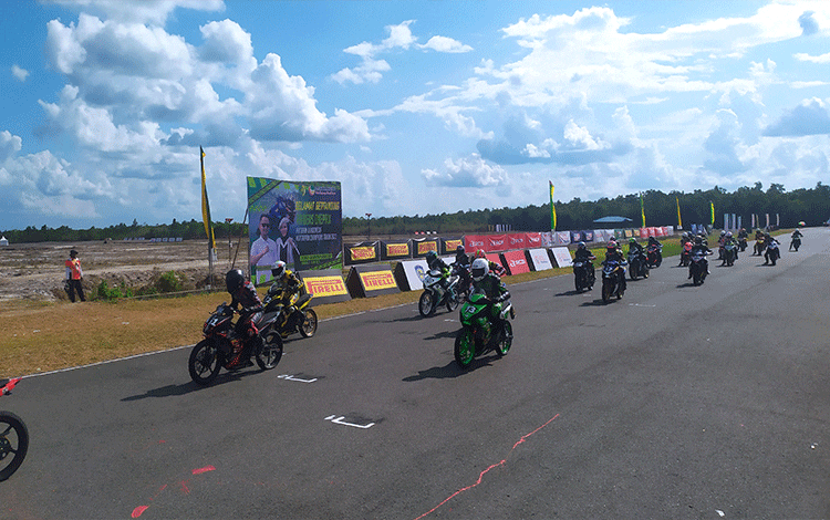 Road Race Oneprix di Sirkuit Sabaru Palangka Raya, Sabtu, 3 Juni 2023.