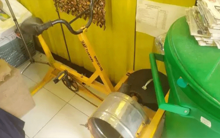 Sepeda Pencacah Sampah SDN 4 Ketapang Mendapat Apresiasi dari Bappelitbangda Kotim