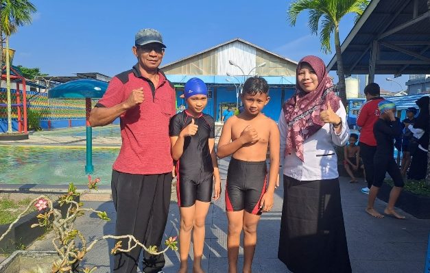 Siswa SDN 3 Kota Besi Hilir, Ahmad Rahil dua dari kanan peraih juara II O2SN tingkat Kabupaten Kotim pada 29 31 Mei 2023.