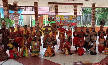 Siswa para peserta seni tari kreasi FLS2N Tingkat Kabupaten Kotim pada 29 31 Mei 2023.
