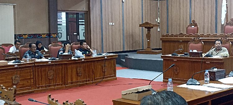 Dewan Pertanyakan Rekomendasi Disdamkarmat tentang Keselamatan Bangunan