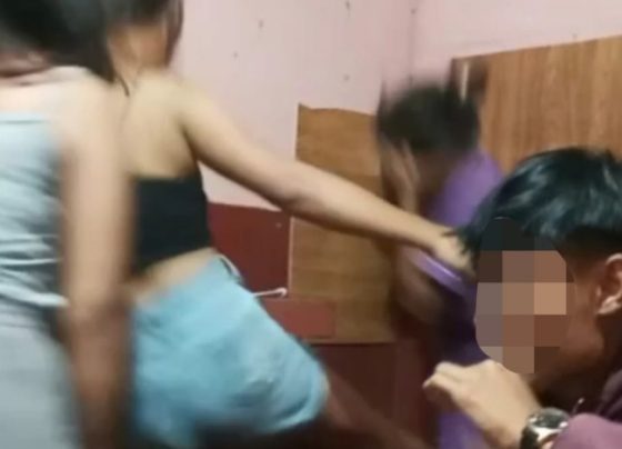 Tangkapan layar perkelahian sejumlah wanita fi salah satu hotel di Sampit.