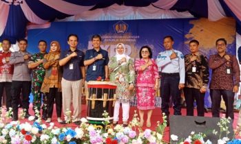 Wakil Bupati Kotim Irawati dan Ketua DPRD Kotim Rinie Anderson saat membuka Expo Kemenkeu, Kamis, 15 Juni 2023.