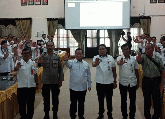 Bupati Kotawaringin Timur Halikinnor saat mengikuti rembuk stunting di Aula Sei Mentaya Bappelitbangda, Rabu, 12 Juli 2023.