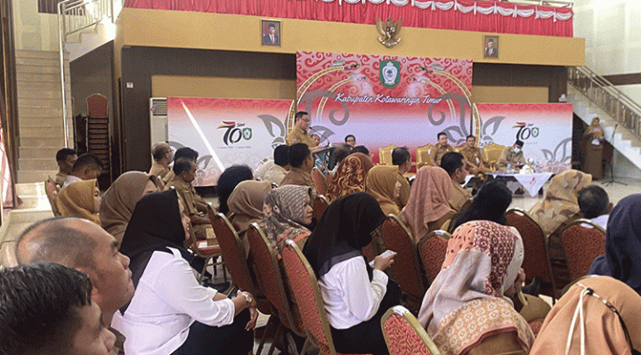 Bupati Kotim Halikinnor menyampaikan sambutan seminar laporan akhir, Selasa, 4 Juli 2023.