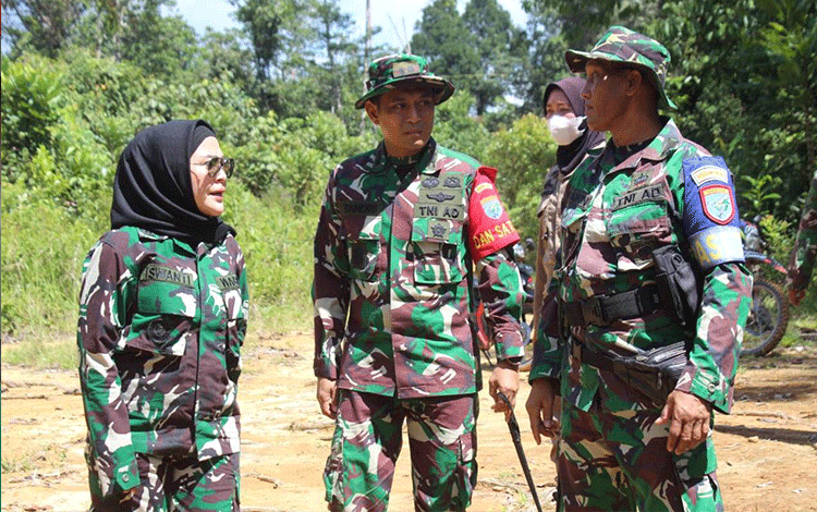 Dandim 1015/Sampit Tinjau Lokasi Sasaran TMMD