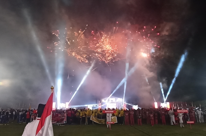 Stadion 29 Nopember Sampit Jadi Saksi Bisu Kemegahan Pembukaan Porprov XII Kalteng 2023