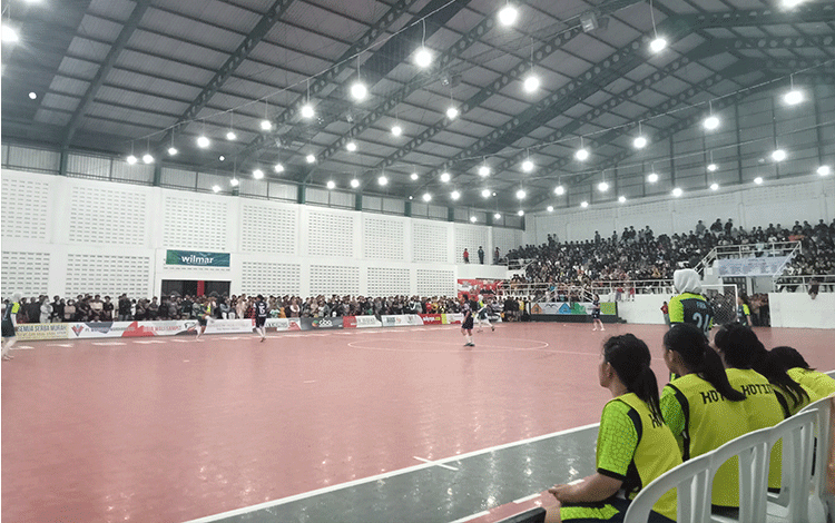 Penonton Antusias Saksikan Penyisihan Grup Cabor Futsal Porprov Kalteng 2023