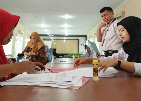 Penyerahan SPK PPPK wilayah Kotim di Kantor Disdik Kotim, Rabu, 5 Juli 2023.