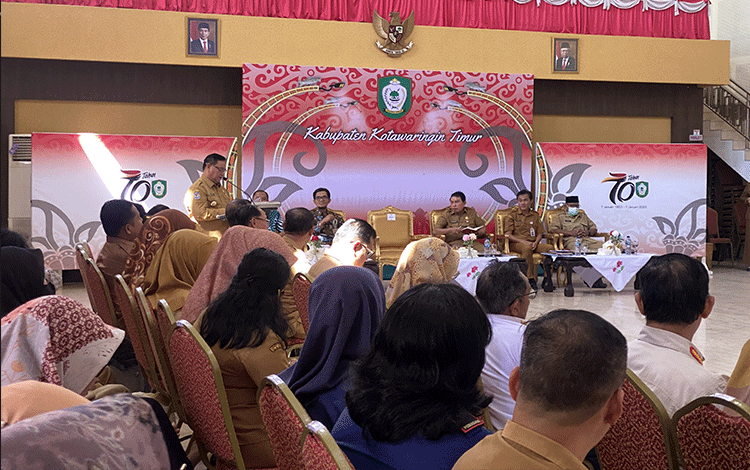 Bappelitbangda Gelar Seminar Laporan Akhir Rencana dan Capaian Pembangunan Kotim 2021-2024