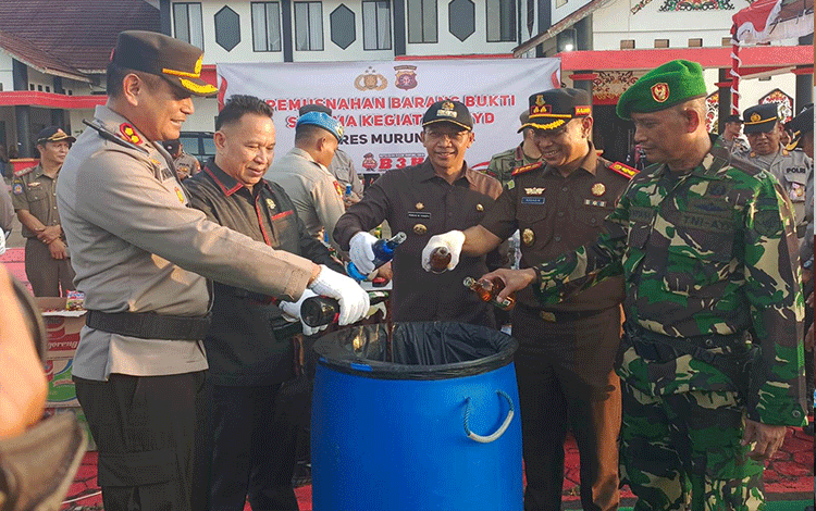 Bupati Murung Raya Ingin Masyarakat Aman Saat Hari Raya Idulfitri Melalui Pemusnahan KRYD