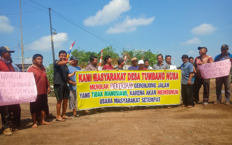 Proyek Bronjong Jalan Trans Kalimantan Palangka Raya – Pulang Pisau Menuai Protes Warga