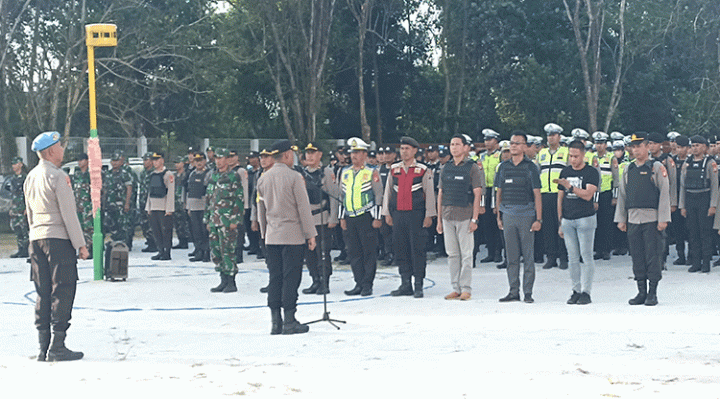 Apel Pasukan Pengamanan Penutupan Porprov Kalteng 2023 di Stadion 29 Nopember Sampit, Sabtu, 5 Agustus 2023.