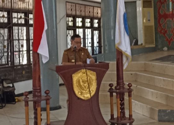 Bupati Kotim Halikinnor memberikan sambutan.