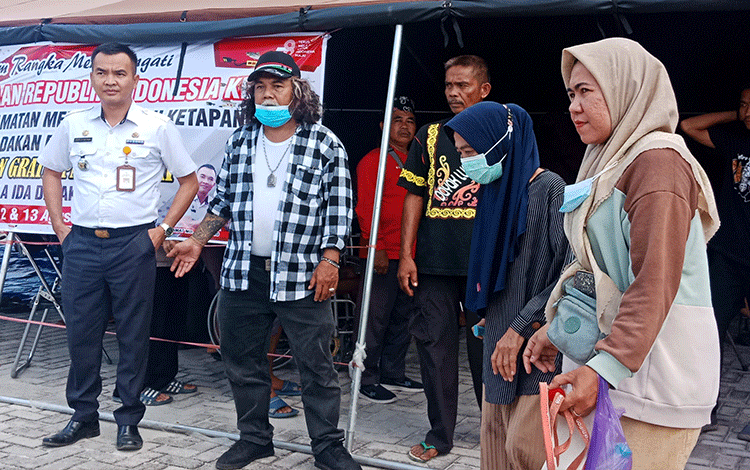 MB Ketapang Hadirkan Pengobatan Gratis Paman Dakai Ala Ida Dayak