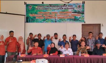 DLHK Seruyan bersama masyarakat Desa Halimung Jaya, Kecamatan Seruyan Hilir Timur, Kamis 10 Agustus 2023.