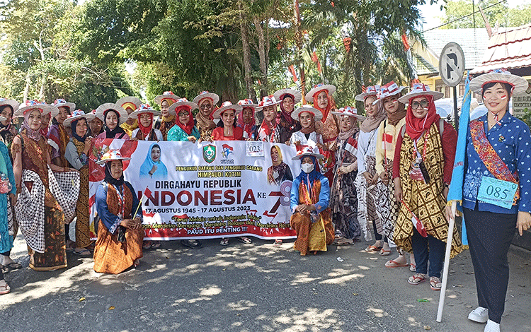 Ikuti Pawai Pembangunan HUT ke-78 RI, Himpaudi Kotim: PAUD Itu Penting!