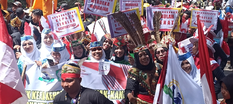 K3TK Kotim Tampilkan Sejumlah Program pada Pawai Pembangunan HUT Ke-78 RI