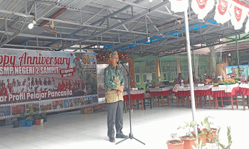 Kepala SMPN 2 Sampit, Abdurrahman.