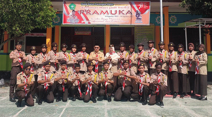 MAN Palangka Raya Gelar Persami dan Pelantikan Tamu Penegak Bantara
