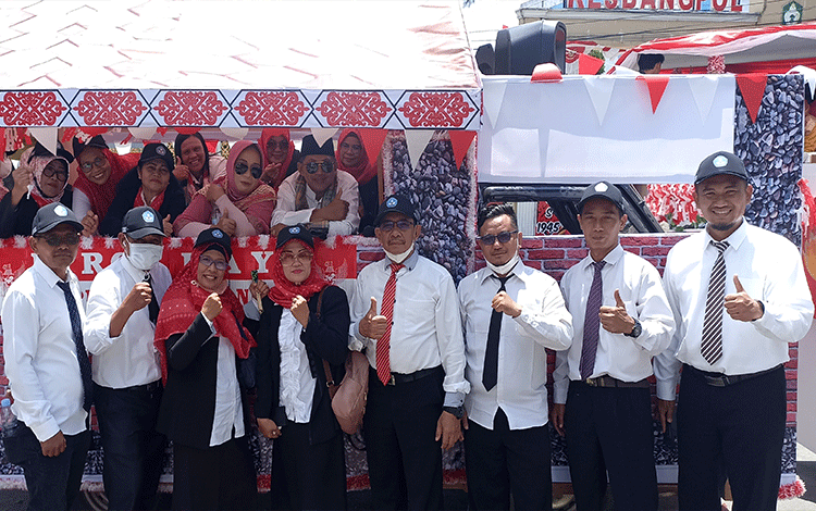 KKKS Hasien Semarakkan Pawai Pembangunan HUT Kemerdekaan di Kotim