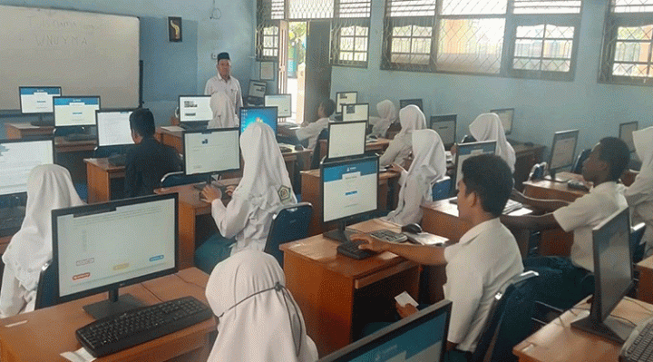 Siswa MAN Palangka Raya Gladi Bersih ANBK 2023