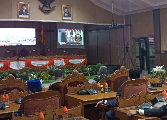 Suasana Rapat Paripurna DPRD Kotim yang digelar dengan menyaksikan Pidato Kenegaraan, Rabu 16 Agustus 2023.