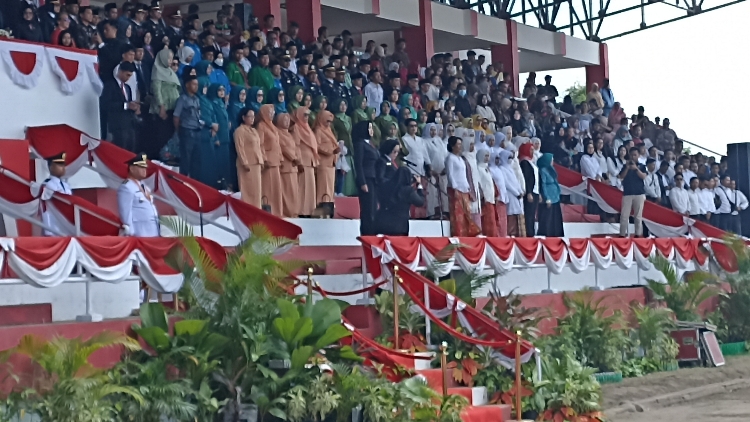 Ketua DPRD Kotim Bacakan Teks Proklamasi pada Upacara Peringatan Detik-Detik Kemerdekaan RI