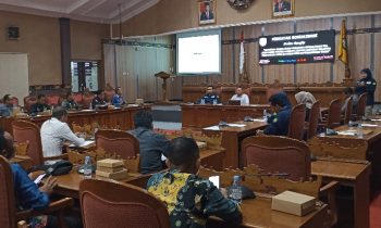 Suasana sosialisasi program RPL UMPR di Ruang Rapat Paripurna DPRD Kotim, Jumat 11 Agustus 2023.