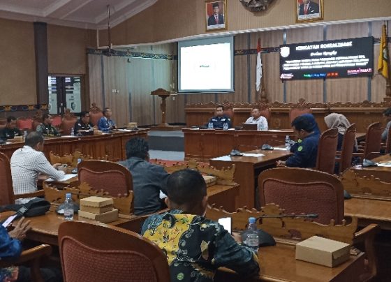 Suasana sosialisasi program RPL UMPR di Ruang Rapat Paripurna DPRD Kotim, Jumat 11 Agustus 2023.