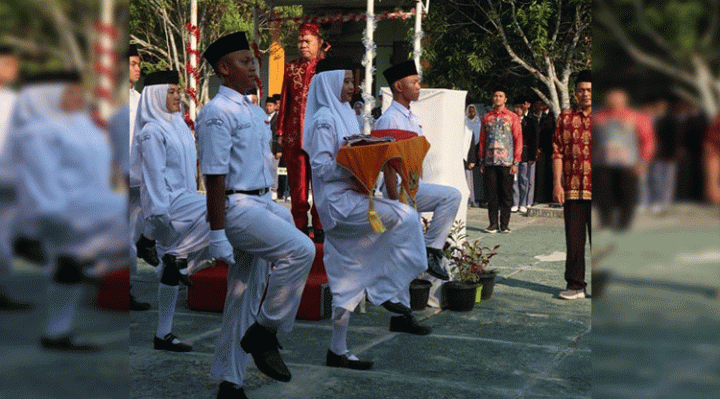 Upacara HUT Kemerdekaan RI di MAN Palangka Raya