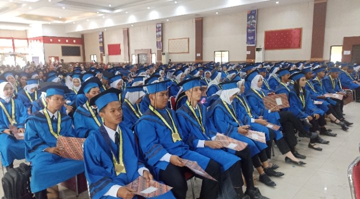 Wisudawan dan wisudawati LPP Quantum Program Vokasi 1 Tahun TA 2022 2023, Kamis 24 Agustus 2023.