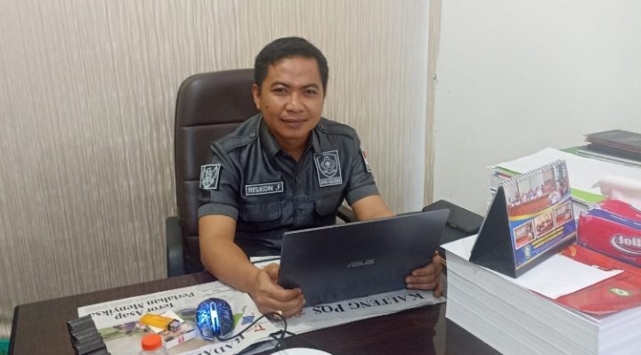 Anggota Komisi III DPRD Kotim, Riskon Fabiansyah. 3