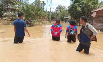 BPBD Kotim mendata rumah terdampak banjir di Desa Tumbang Mujam, Kecamatan Tualan Hulu.