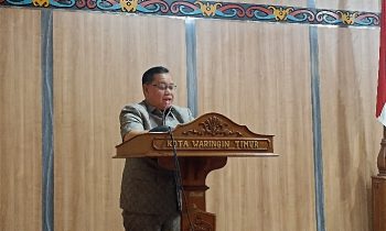 Bupati Kotim, Halikinnor menyampaikan sambutan di Gedung Paripurna DPRD Kotim.